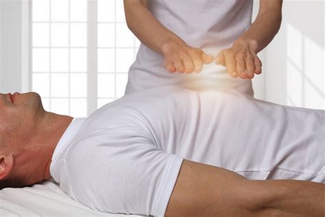 Tantric massage Escort Novi Petrivtsi